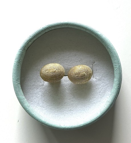 Zwei ohrstecker gelbgold - ohrstecker,